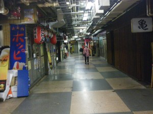 日本一古～い、昔ながらの銀座線の地下通路の朝